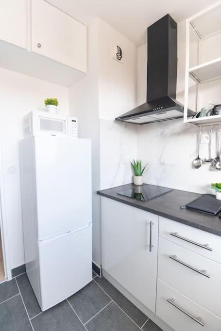 Le Citadin-T1-28M2-Pte Paris M7 Apartment Le Kremlin-Bicetre Luaran gambar